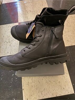 Palladium Pampa Zip Leather Essential Boots – Black – Men’s 11 – NEW IN BOX